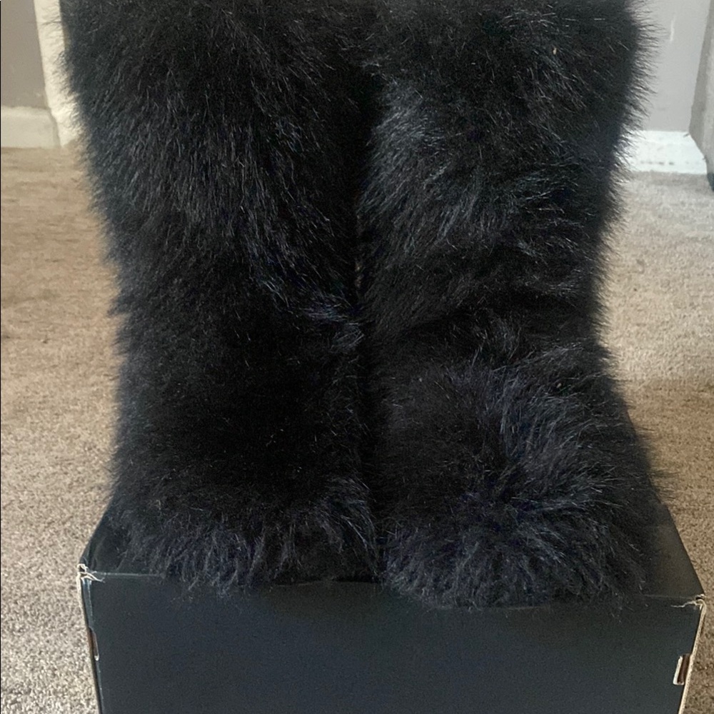 Luxurious Black Faux Fur Boots